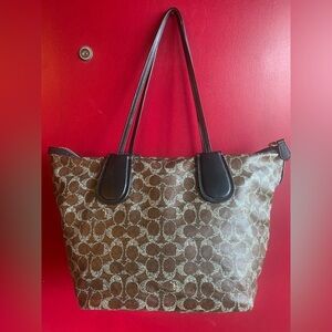 Coach Taxi Zip Tote Signature coated canvas Brown/grey with Leather Brown Trim